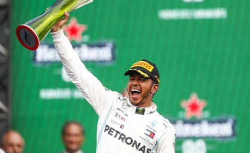 Hatodszor lett Forma-1 világbajnok Lewis Hamilton