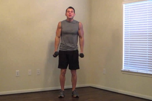 Súlyzógyakorlat bicepszre