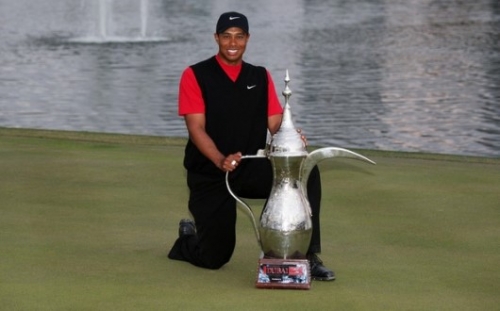Tiger Woods megerősítette, indul Dubaiban!