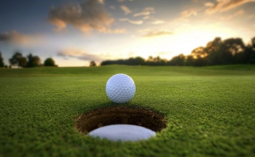 Tisztújító közgyűléssel indítja a nyarat a Magyar Senior Golfozók Társasága