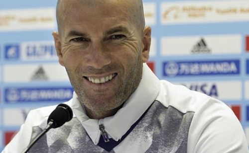 Hivatalos: Zidane visszatér a Real Madrid kispadjára