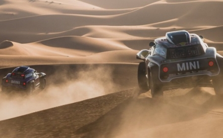 Hét percbe sűrítve az idei Dakar leglátványosabb pillanatai