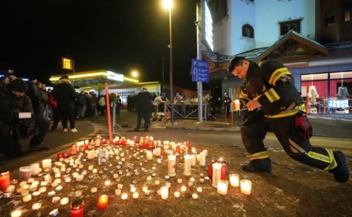 Tragédia Svájcban: többtucatnyi halott egy síparadicsom bárjában