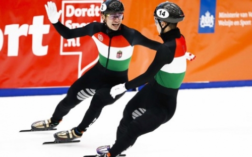 Parádé: Aranyérmes a férfi váltó a rövidpályás gyorskorcsolya Eb-n Kiemelt
