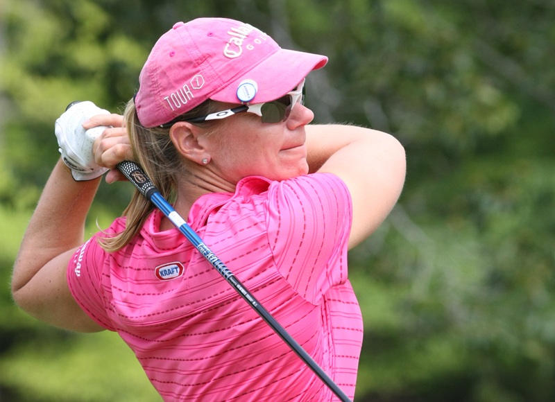 2008_LPGA_Championship_-_Annika_Sorenstam_tee_shot.jpg