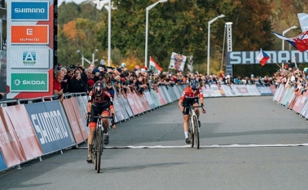 Női Giro d'Italia: Vas Kata Blanka 42. hétfőn