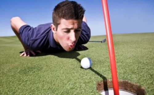 Nevezési hajrá: Nyerj golfautót Hole in One-nal!