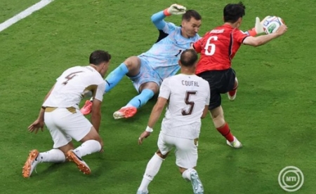 A Dél-koreai válogatotté az első fordítás a Vb-n