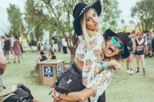 Öltözz fesztiválra!