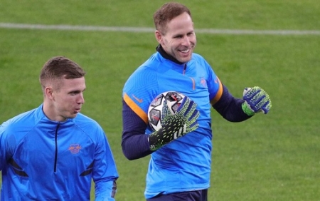 Megérkezett az RB Leipzig Budapestre három magyarral a sorai között