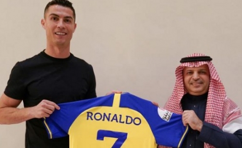 Ronaldo Szaúd-Arábiába igazolt