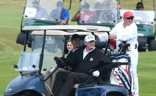Trump üzent a LIV-játékosoknak