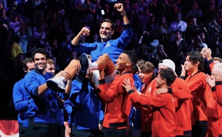 Könnyek között búcsúzott Federer