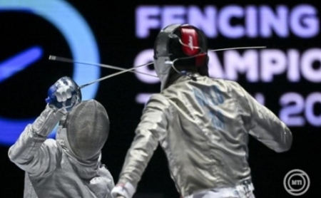 Bronzérmes a férfi kardcsapat Padovában