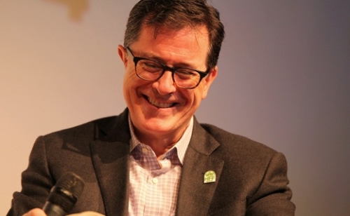 Stephen Colbert és fia dolgozik az új Gyűrűk Ura-film forgatókönyvén