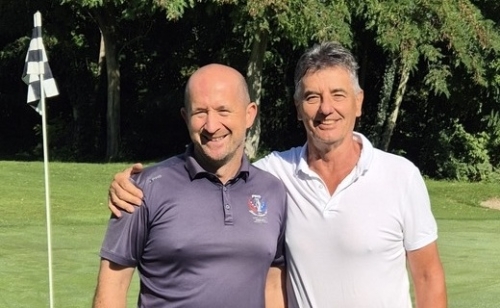 Napkeltétől napnyugtáig – 81 szakasz, 17 óra golf!