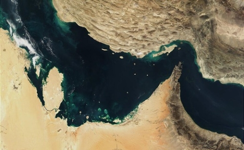 Az amerikai haderő aknák lerakására kialakított iráni hajókat semmisített meg