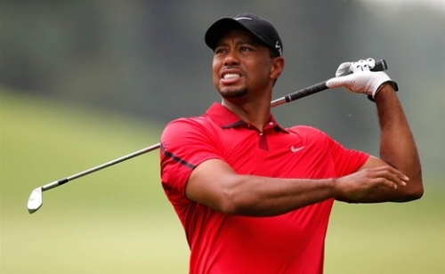Tiger Woods határozatlan időre visszavonul a versenyzéstől
