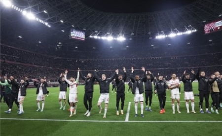 Öt óra alatt harmincezer bérlet kelt el a magyar labdarúgó válogatott hazai meccseire