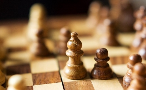 A férfiak és a nők is legyőzték a finneket a sakk csapat Eb-n
