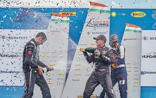 Martin Sonka győzött a Red Bull Air Race budapesti futamán